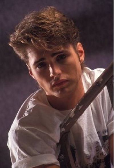 http://www.cinetivu.com/wp-content/uploads/2008/08/jason-priestley.jpg